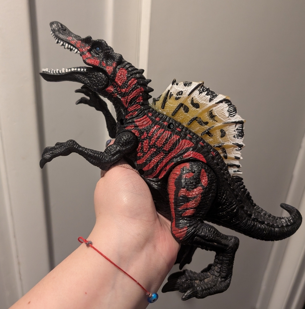 Chap Mei Roaring Black and Red Spinosaurus